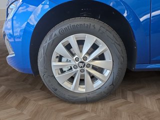 Skoda Kamiq Selection 1,0TSI DSG Kessy/Kamera/Temp/2-Z.Klimaaut.  ** - bilder 9