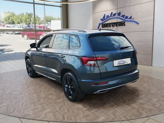 Skoda Karoq 2.0 TSI Sportline 4x4 LED/NAVI/AHK - bilder 3