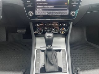 Skoda Superb Combi 1,5TSI DSG Navi/Kamera/el.Klappe/Kessy - foto 6