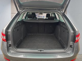 Skoda Superb Combi 1,5TSI DSG Navi/Kamera/el.Klappe/Kessy - foto 11
