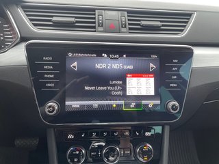 Skoda Superb Combi 1,5TSI DSG Navi/Kamera/el.Klappe/Kessy - foto 14
