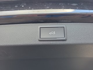 Skoda Karoq Sportline 2,0TDI DSG 4x4 aAHK/4*J.Gar/Matrix/Navi   ** - bilder 18