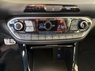 Hyundai i30 Kombi N-Line 1.5 T-GDI 7DCT Voll-LED/Navi/Winterp.  ** - foto 18