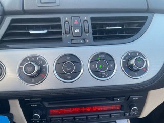 BMW Z 4 sDrive 18i  Bi-Xenon/Winterpaket - bilder 13