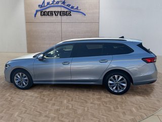 Skoda Superb Combi 2,0TDI DSG Navi/DCC/ACC/Kamera/Sitzhz.  ** - bilder 2