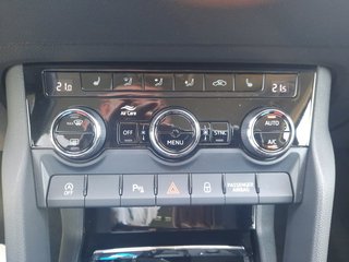Skoda Karoq 1.5 TSI ACT Drive 125 Navi/LED/ACC/DAB/ - foto 29
