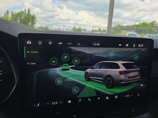 Skoda Octavia 2.0TSI RS 19*Alu/Pano/AHK/Navi/Matrix/ACC/el.Klappe  ** - bilder 38