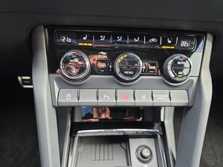 Skoda Karoq Sportline 2,0TSI DSG Pano/AHK/4*J.Gar/Navi/Matrix   ** - bilder 21