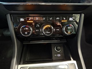 Skoda Superb Combi 1,5TSI DSG Navi/Kamera/el.Klappe/Kessy         ** - bilder 20
