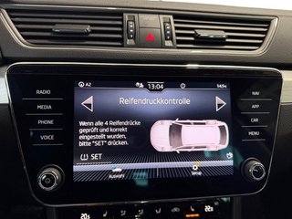Skoda Superb Combi 1,5TSI DSG Navi/Kamera/el.Klappe/Kessy         ** - bilder 28