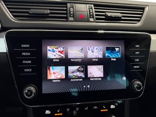 Skoda Superb Combi 1,5TSI DSG Navi/Kamera/el.Klappe/Kessy         ** - bilder 35