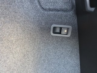 CUPRA Ateca 1,5TSI DSG 5*J.Gar/AHK/Leder/Pano/Navi/el.Klappe ** - bilder 14