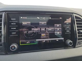 Skoda Karoq Sportline 1,5TSI DSG 4*J.Gar/Pano/aAHK/Matrix/Navi    ** - bilder 45