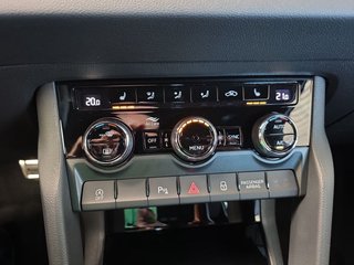 Skoda Karoq Sportline 2,0TDI DSG 4x4 aAHK/4*J.Gar/ACC/Matrix/Navi    ** - foto 22