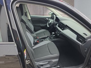 Skoda Kamiq Selection 1,5TSI DSG AHK/Kamera/LED/Kessy/Winterp. - bilder 11