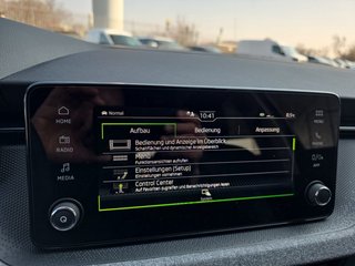 Skoda Kamiq Selection 1,5TSI DSG AHK/Kamera/LED/Kessy/Winterp.  ** - bilder 44