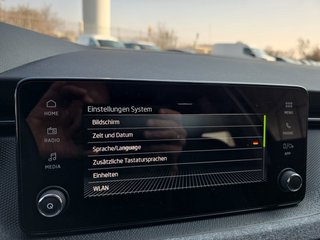 Skoda Kamiq Selection 1,5TSI DSG AHK/Kamera/LED/Kessy/Winterp.  ** - bilder 45