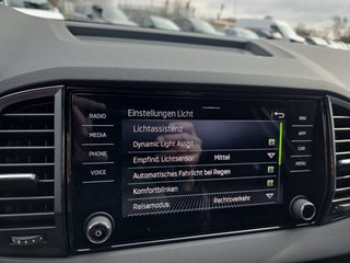 Skoda Karoq Sportline 1,5TSI DSG 4*J.Gar/aAHK/Matrix/Navi  ** - bilder 37