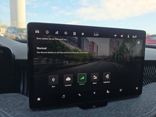 Skoda Superb Combi 2,0TDI DSG Navi/DCC/ACC/Kamera/Sitzhz.  ** - foto 39