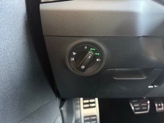 Skoda Karoq Sportline 1,5TSI aAHK/ACC/Navi/Matrix/Kessy/Kamera   ** - bilder 15