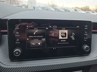 Skoda Kamiq Monte Carlo 1,5TSI DSG 4*J.Gar/AHK/18*Alu/el.Klappe  ** - foto 25