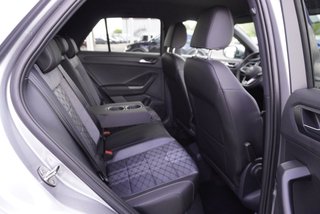 Volkswagen T-Roc R-Line 1,5TSI aAHK/19*Alu/Easy Open   ** - bilder 6