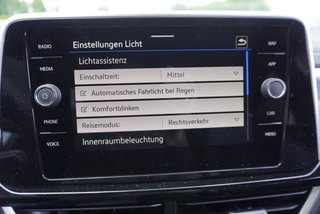 Volkswagen T-Roc R-Line 1,5TSI aAHK/19*Alu/Easy Open   ** - bilder 29