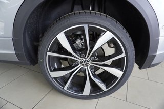 Volkswagen T-Roc R-Line 1,5TSI aAHK/19*Alu/Easy Open   ** - bilder 30