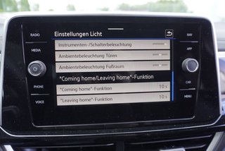 Volkswagen T-Roc R-Line 1,5TSI aAHK/19*Alu/Easy Open   ** - bilder 32