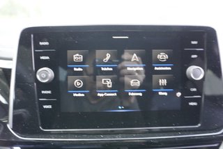Volkswagen T-Roc R-Line 1,5TSI aAHK/19*Alu/Easy Open   ** - bilder 33
