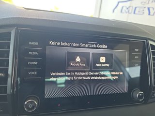 Skoda Karoq 1,5TSI DSG 4*J.Gar/aAHK/Kamera/Kessy/Winterp.  ** - bilder 25