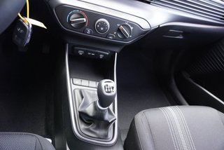 Hyundai i20 1,2 79PS Navi/Winterp/Kamera/Temp/Pdc  ** - bilder 21