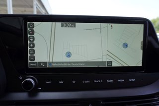 Hyundai i20 1,2 79PS Navi/Winterp/Kamera/Temp/Pdc  ** - bilder 23