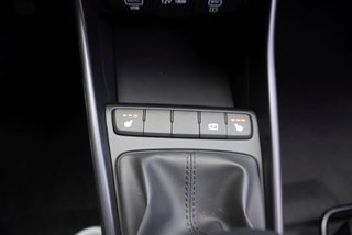 Hyundai i20 1,2 79PS Navi/Winterp/Kamera/Temp/Pdc - foto 19