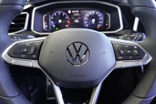 Volkswagen T-Roc R-Line 1,5TSI DSG UPE=45500 Euro    ** - bilder 13