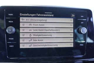 Volkswagen T-Roc R-Line 1,5TSI DSG UPE=45500 Euro    ** - bilder 26