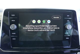 Volkswagen T-Roc R-Line 1,5TSI DSG UPE=45500 Euro    ** - bilder 42
