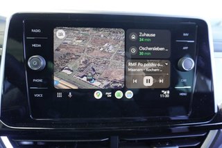 Volkswagen T-Roc R-Line 1,5TSI DSG UPE=45500 Euro    ** - bilder 44