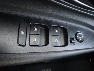 Hyundai i20 1.0 T-GDI Navi/Kamera/LED/Winterp.  ** - foto 18