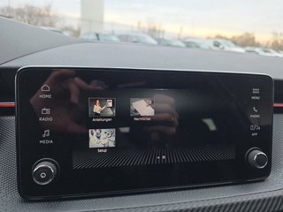 Skoda Kamiq Monte Carlo 1,5TSI DSG 4*J.Gar/AHK/18*Alu/el.Klappe  ** - foto 35