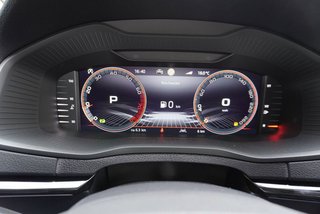 Skoda Karoq Sportline 1,5TSI DSG aAHK/Matrix/Kessy/Kamera   ** - bilder 16