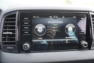 Skoda Karoq Sportline 1,5TSI DSG aAHK/Matrix/Kessy/Kamera   ** - bilder 32