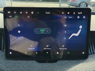 Skoda Superb Combi 2,0TDI DSG Navi/DCC/ACC/Kamera/Sitzhz.  ** - bilder 20