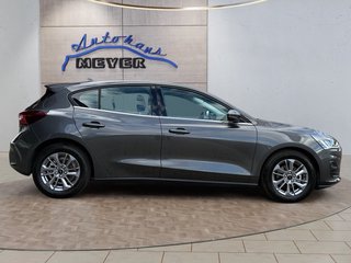 Ford Focus Titanium 1,0 125PS LED/Navi/Alu/Winterp.   ** - bilder 1