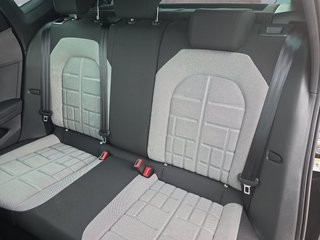 SEAT Arona FR 1,5TSI DSG aAHK/LED/ACC/Kamera/Winterp.   ** - bilder 8