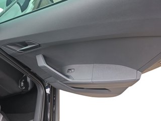 SEAT Arona FR 1,5TSI DSG aAHK/LED/ACC/Kamera/Winterp.   ** - bilder 15