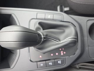 SEAT Arona FR 1,5TSI DSG aAHK/LED/ACC/Kamera/Winterp.   ** - bilder 16