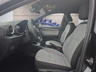 SEAT Arona FR 1,5TSI DSG aAHK/LED/ACC/Kamera/Winterp.   ** - bilder 4