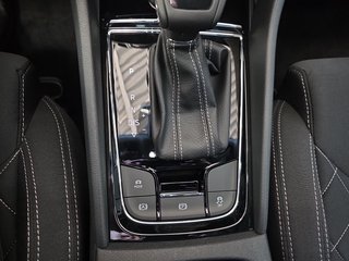 Skoda Karoq Sportline 2,0TDI DSG 4*J.Gar/aAHK/ACC/Matrix/Navi    ** - bilder 22