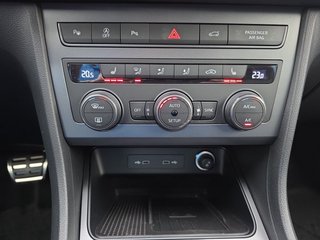 CUPRA Ateca 1,5TSI DSG 5*J.Gar/AHK/Pano/Leder/ACC/Navi/el.Klappe  ** - bilder 22